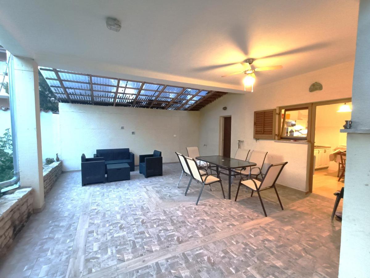 Apartment Pletikos Premantura Ngoại thất bức ảnh